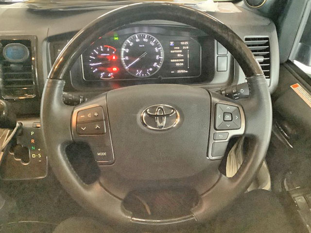 トヨタハイエースバン小型（2t・3t）[写真16]