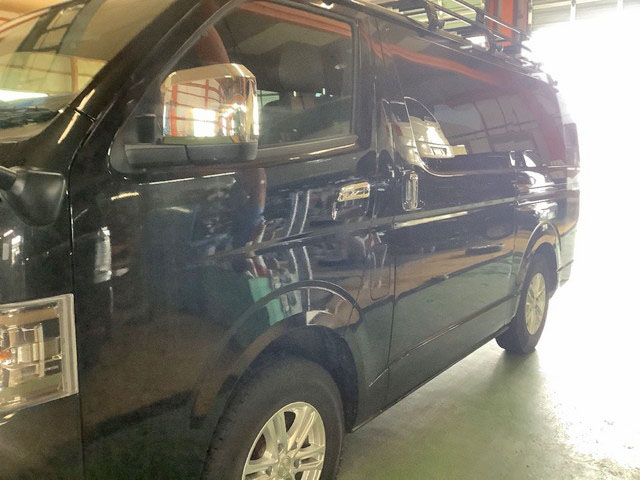 トヨタハイエースバン小型（2t・3t）[写真05]