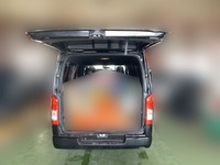 トヨタハイエースバン小型（2t・3t）[写真07]