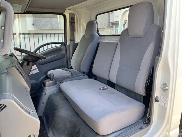 いすゞエルフクレーン3段小型（2t・3t）[写真33]