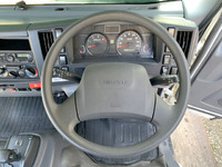 いすゞエルフクレーン3段小型（2t・3t）[写真36]