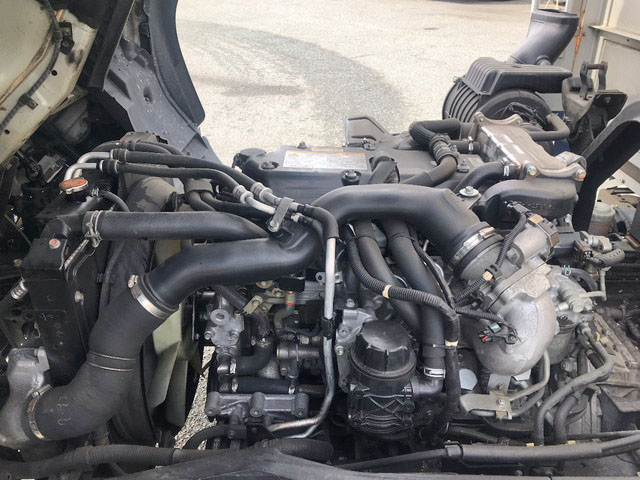 いすゞフォワードアルミブロック中型（4t）[写真24]