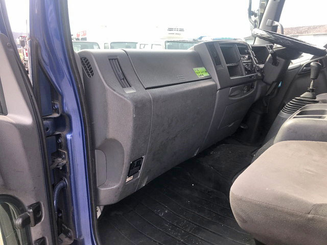 いすゞフォワードアルミブロック中型（4t）[写真33]