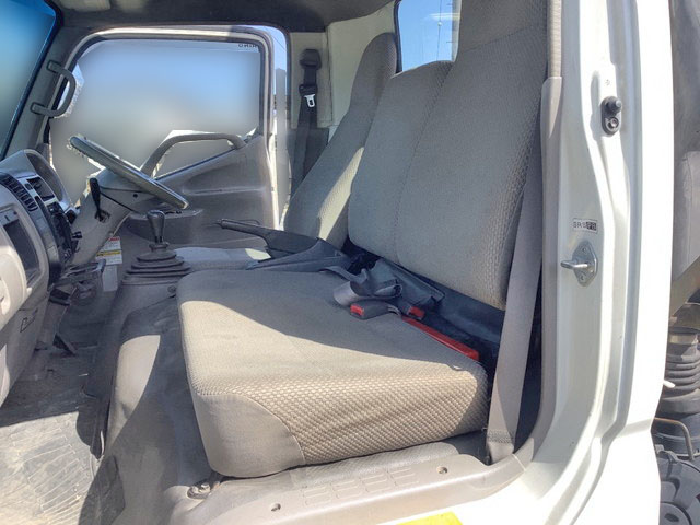 日野デュトロクレーン6段小型（2t・3t）[写真31]