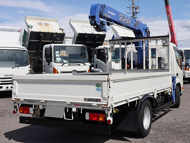 日野デュトロクレーン3段小型（2t・3t）[写真02]