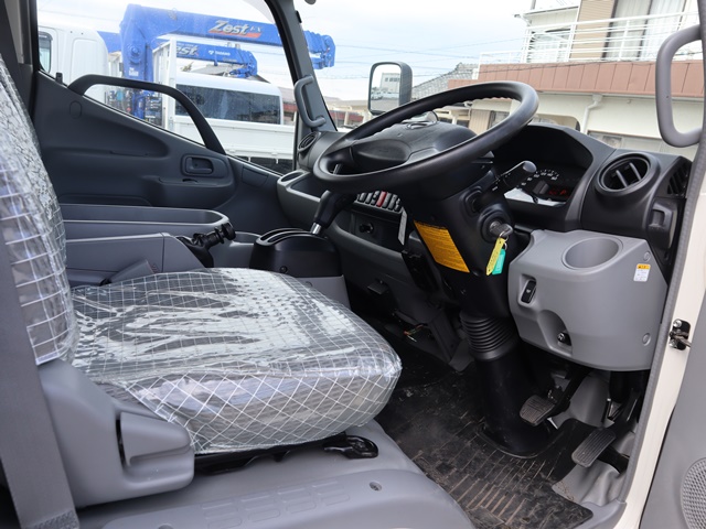 日野デュトロクレーン3段小型（2t・3t）[写真28]