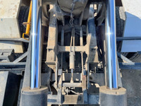 UDトラックスコンドルコンテナ専用車増トン（6t・8t）[写真11]