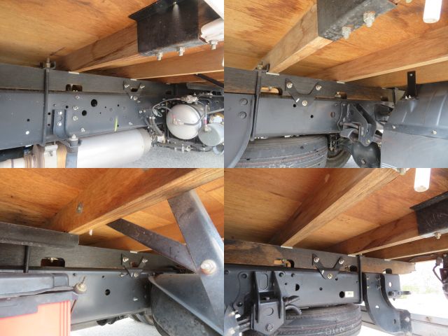 UDトラックスコンドル平ボディ中型（4t）[写真31]