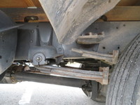 UDトラックスコンドル平ボディ中型（4t）[写真34]