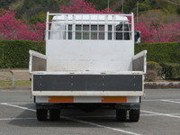 UDトラックスコンドル平ボディ中型（4t）[写真08]