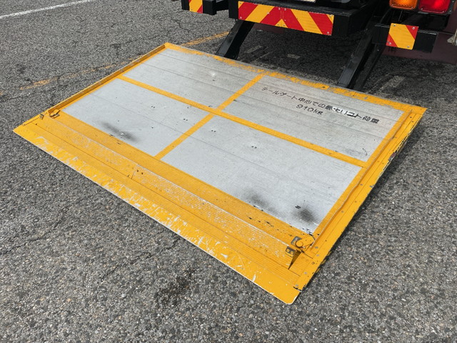 UDトラックスコンドルアルミブロック増トン（6t・8t）[写真17]