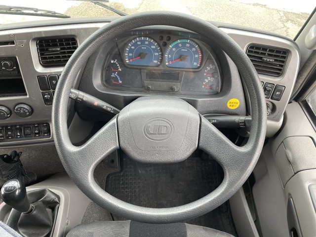 UDトラックスコンドルアルミブロック増トン（6t・8t）[写真32]