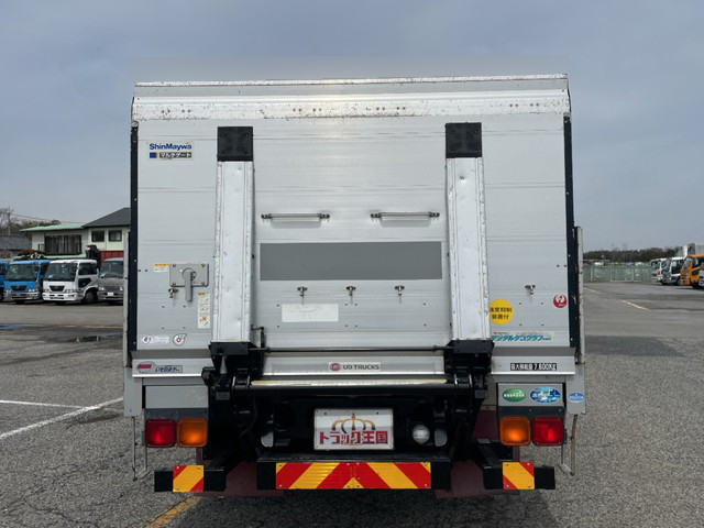 UDトラックスコンドルアルミブロック増トン（6t・8t）[写真09]