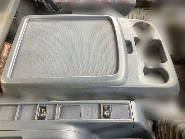 日野レンジャーキャリアカー増トン（6t・8t）[写真33]