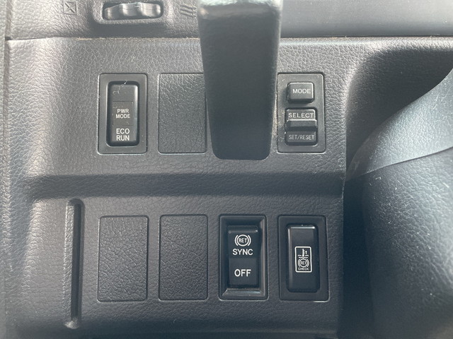 日野プロフィアトレーラーヘッド（トラクターヘッド）大型（10t）[写真33]