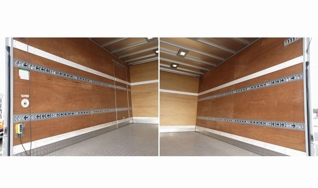 いすゞフォワードアルミバン中型（4t）[写真16]