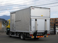 いすゞフォワードアルミバン中型（4t）[写真02]