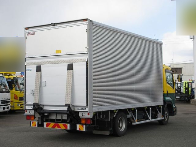 いすゞフォワードアルミバン中型（4t）[写真05]