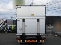 いすゞフォワードアルミバン中型（4t）[写真09]