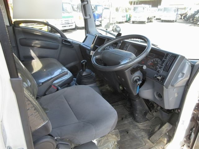 いすゞエルフクレーン3段小型（2t・3t）[写真26]