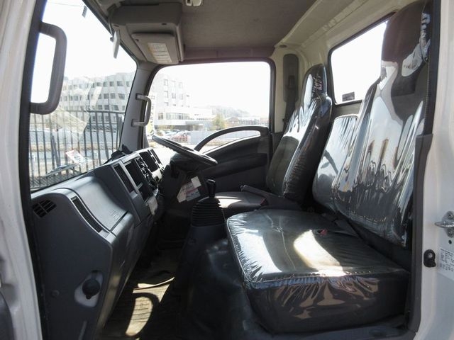 いすゞエルフクレーン3段小型（2t・3t）[写真27]