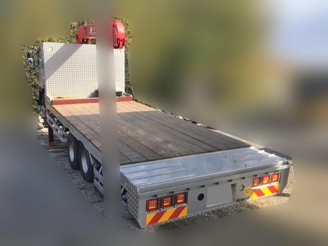 いすゞフォワードセルフクレーン4段増トン（6t・8t）[写真02]