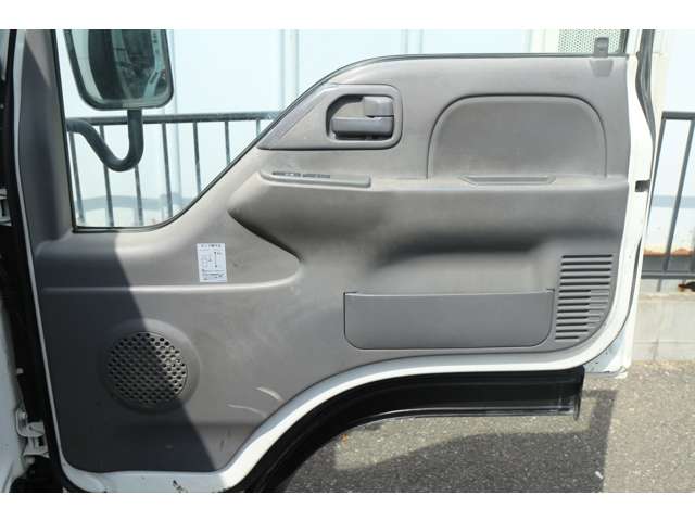 いすゞエルフダンプ小型（2t・3t）[写真24]