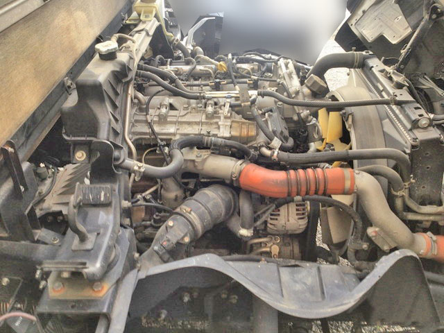 三菱ふそうキャンター平ボディ小型（2t・3t）[写真12]