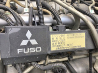 三菱ふそうキャンター平ボディ小型（2t・3t）[写真14]