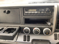 三菱ふそうキャンター平ボディ小型（2t・3t）[写真19]