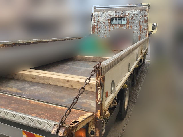 三菱ふそうキャンター平ボディ小型（2t・3t）[写真04]