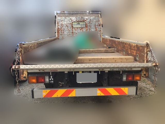 三菱ふそうキャンター平ボディ小型（2t・3t）[写真06]