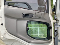 UDトラックスクオンパネルウイング大型（10t）[写真29]