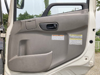 UDトラックスクオンパネルウイング大型（10t）[写真30]