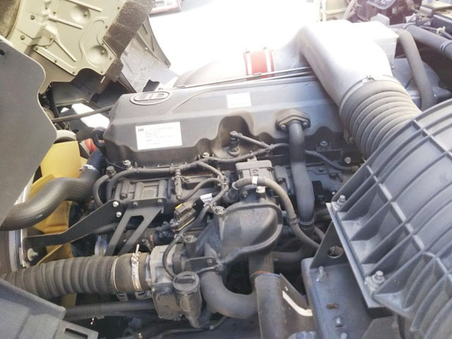 UDトラックスクオンパネルウイング大型（10t）[写真18]