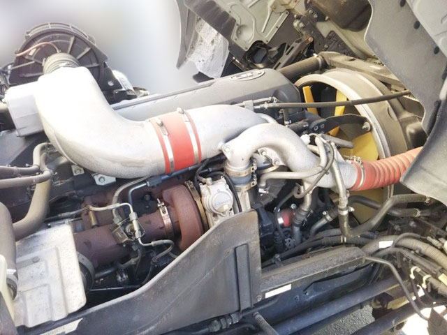 UDトラックスクオンパネルウイング大型（10t）[写真19]