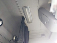 UDトラックスクオンパネルウイング大型（10t）[写真24]