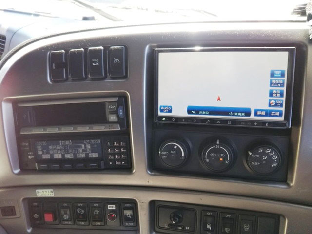 UDトラックスクオンパネルウイング大型（10t）[写真29]