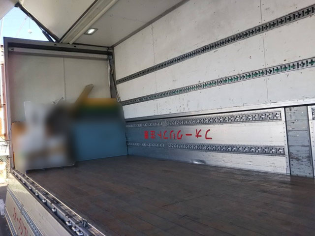 UDトラックスクオンパネルウイング大型（10t）[写真08]