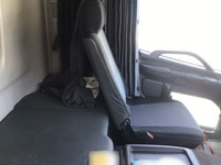 日野プロフィアセルフクレーン4段大型（10t）[写真28]