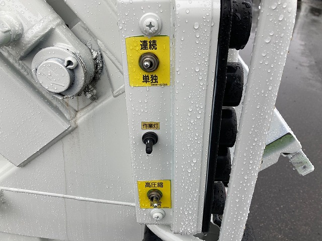 日野デュトロパッカー車（塵芥車）小型（2t・3t）[写真21]