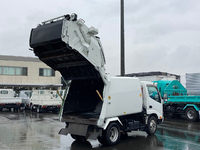 日野デュトロパッカー車（塵芥車）小型（2t・3t）[写真22]