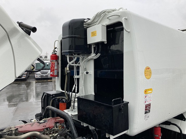 日野デュトロパッカー車（塵芥車）小型（2t・3t）[写真27]