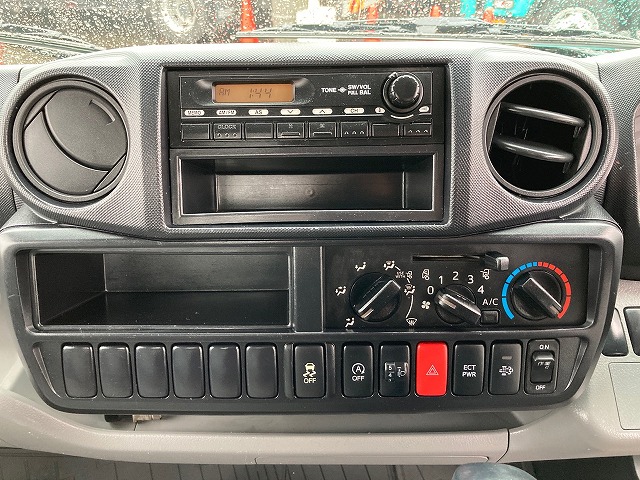 トヨタダイナ平ボディ小型（2t・3t）[写真13]