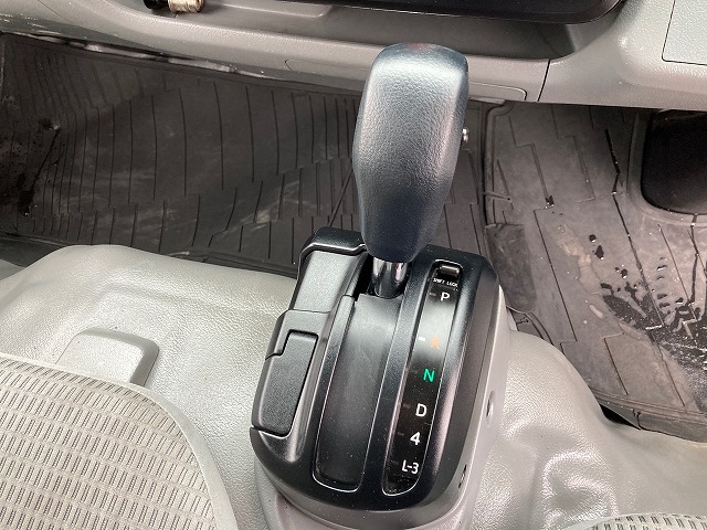 トヨタダイナ平ボディ小型（2t・3t）[写真09]