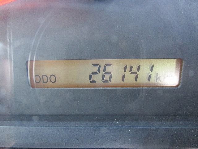 いすゞエルフクレーン3段小型（2t・3t）[写真08]