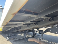 いすゞエルフセーフティローダー小型（2t・3t）[写真13]