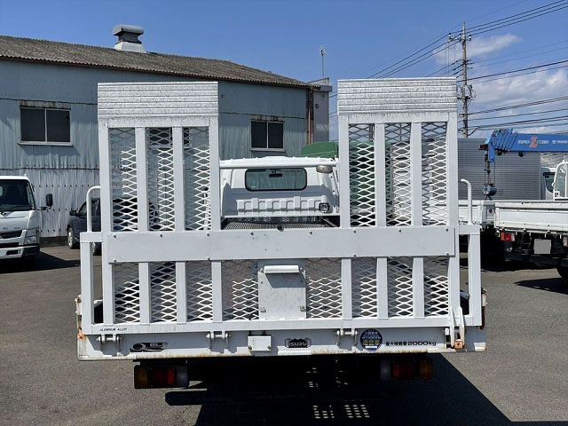 いすゞエルフセーフティローダー小型（2t・3t）[写真05]