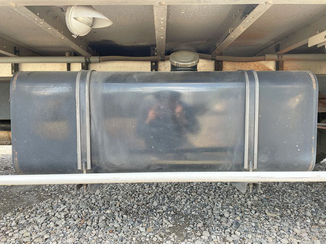 日野レンジャーアルミウイング中型（4t）[写真21]