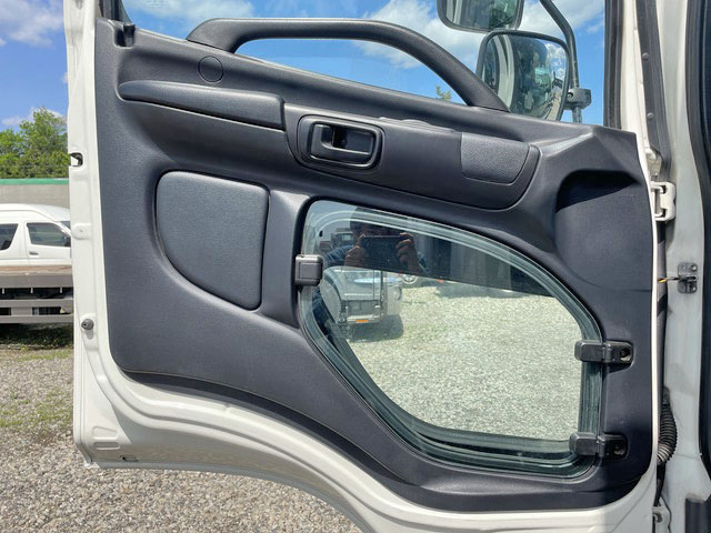 日野レンジャーアルミウイング中型（4t）[写真29]